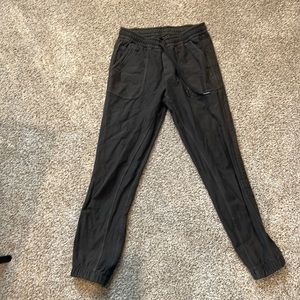 Athleta Farallon Jogger, Olive (0)